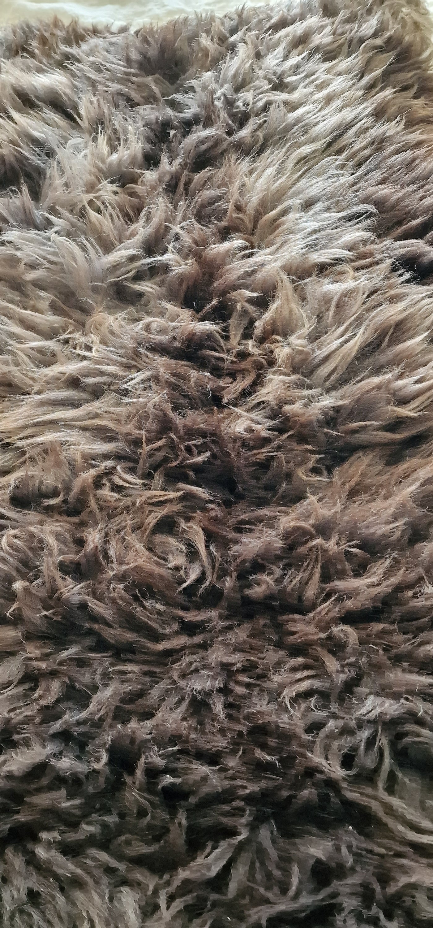 MARLOW Highland Sheep Fur Cat Bed. Size L